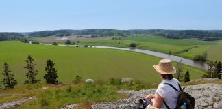 Pietarin polku vie matkalle kulttuurihistoriaan ja omaan mieleen – pyhiinvaellusmatkalla Aurajokilaaksossa pietarin polku aurajokilaaksossa