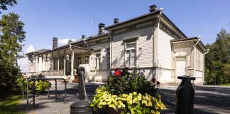 Kihelmöivän kaunista – Mäntsälän Iso-Pappila sai uuden alun, kun se vapautui asuinkäytöstä