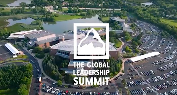 GLS-ruutukaappaus videolta Global Leadership Summit