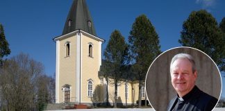 Hämeenkyrön uusi kirkkoherra Taneli Hassinen haluaa voimavarakeskeistä teologiaa Hämeenkyrön kirkko ja kirkkoherra Taneli Hassinen