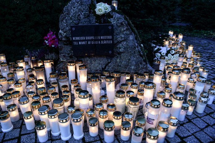 hauta_kynttilät_6_byOS kynttilöitä hautausmaalla