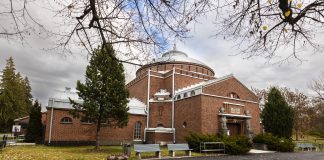 Kiristyneet ympäristövaatimukset pakottavat Helsingin seurakuntayhtymän investointeihin