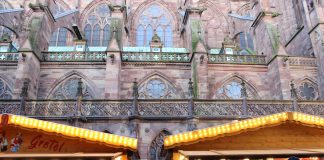 Strasbourgin joulumarkkinoilla tuoksuvat ranskalaiset herkut