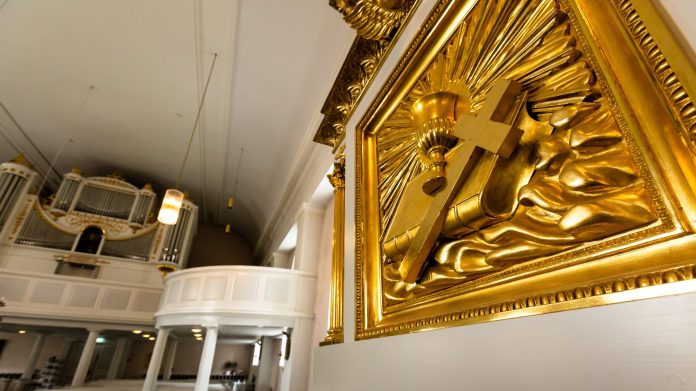 Tammisaaren kirkko kuvattuna 12.7.2022