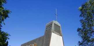 Myrsky repi Kauhajoen kirkon kattoa − sisätilat eivät vaurioituneet kauhajoen kirkko