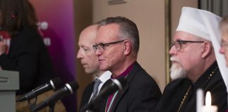 Halla-aho puhui konferenssissa Venäläisen maailman ideologiaa vastaan: ”Jumala on lähellä pimeydessä”