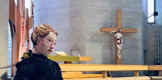 Kuolevainen-kulttuuritapahtuma levittäytyi Tampereen kirkkoihin ja herätti laajaa huomiota