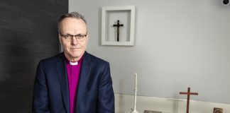 Arkkipiispa Tapio Luoma näkee kirkon tulevaisuuden valoisana – ”Kaiken taustalla on suuri valo, ja pimeys on vain satunnaista”