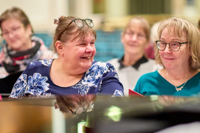 Palokan kirkkokuoro by Mikko Siljander20251109_1761