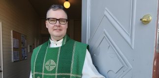 Tyrnävän seurakunnan kirkkoherra Matias Muhola: Kohtaamiset ja läsnäolo parasta papin työssä