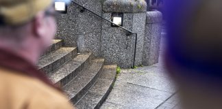 Päihdepalvelut ovat romahtaneet ja huumekriisi kasvaa vauhdilla – Seurakunnissa tarvitaan koulutusta