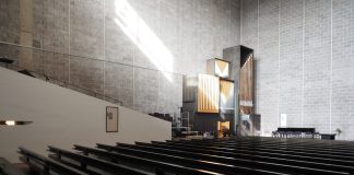 Kirkkoherran pitkä valintaprosessi herättää ihmetystä