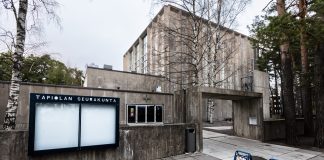 Tapiolan seurakunnan kirkkoherraksi 13 hakijaa – katso nimet