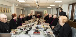 Piispainkokous: Sley ja Kansanlähetys ovat kotimaan toiminnassaan laiminlyöneet piispainkokouksen päätöstä