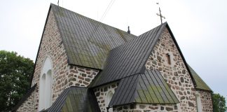 Kustavin ja Taivassalon seurakuntia ollaan liittämässä Vehmaaseen Vakka-Suomen seurakunnaksi