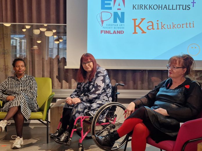 koyhyyspaneeli by Kari Pyrhonen