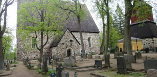 Lohjan seurakunta etsii säästöjä vähentämällä henkilöstöä