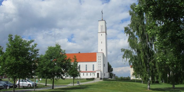 Iisalmen_uusikirkko Iisalmen uusi kirkko